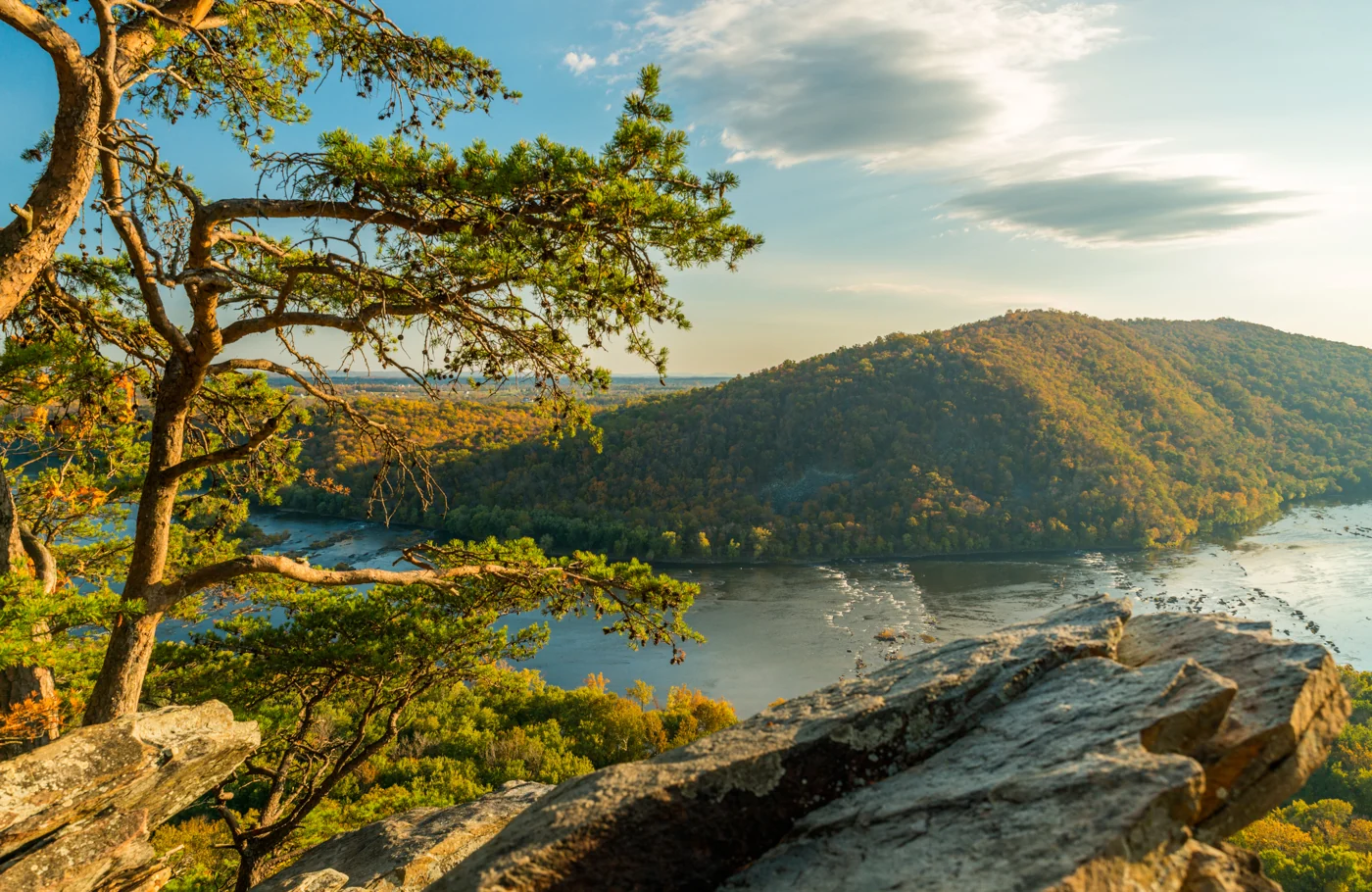 Weverton Cliffs (Fall Foliage Hike) — photograph 4