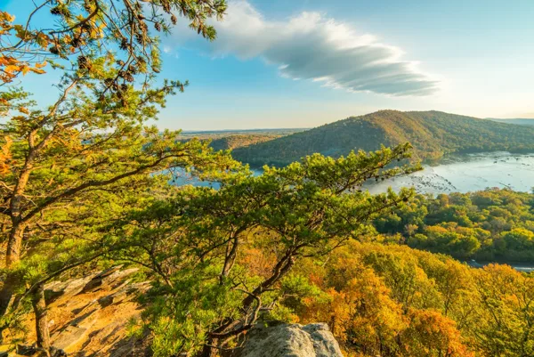 Weverton Cliffs (Fall Foliage Hike) — photograph 8