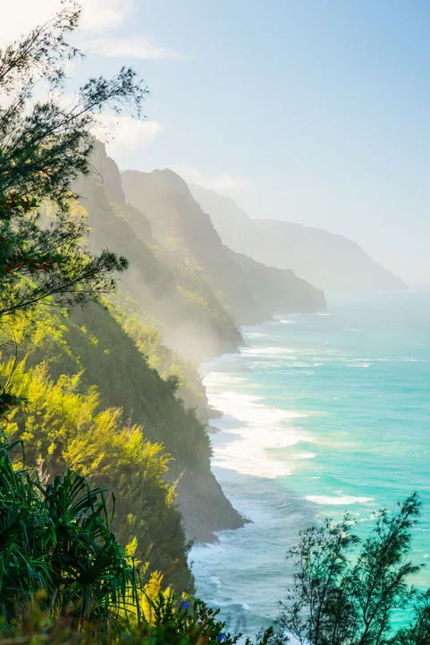 Nāpali Coast — Vertical — Kauaʻi, Hawaii