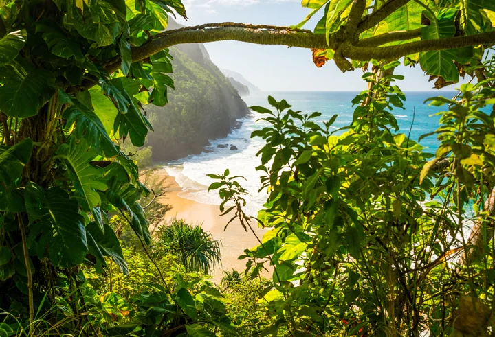 Hanakāpīʻai Beach — Kauaʻi, Hawaii