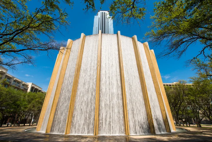 Houston Waterwall — Texas, USA